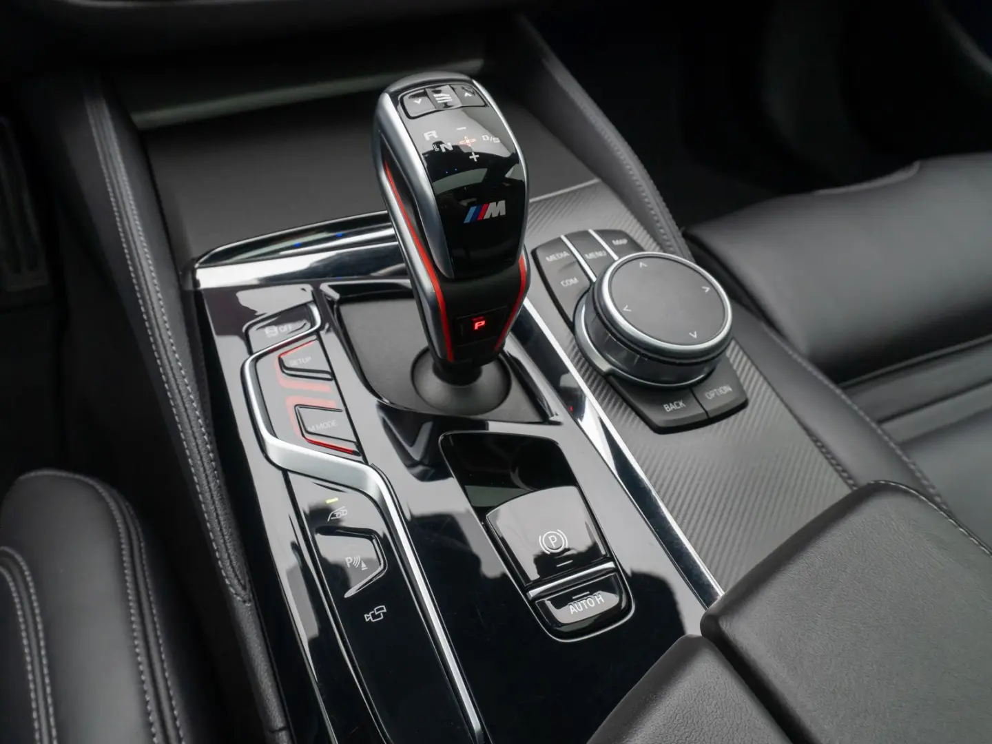 BMW M5 Competition 780CP 850NM 330km/h Laser 360° LEASING