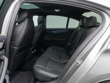 BMW M5 Competition 780CP 850NM 330km/h Laser 360° LEASING
