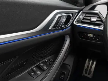 BMW M440i xD GC Glasdach 360°Laser HUD HiFi ACC LEASING