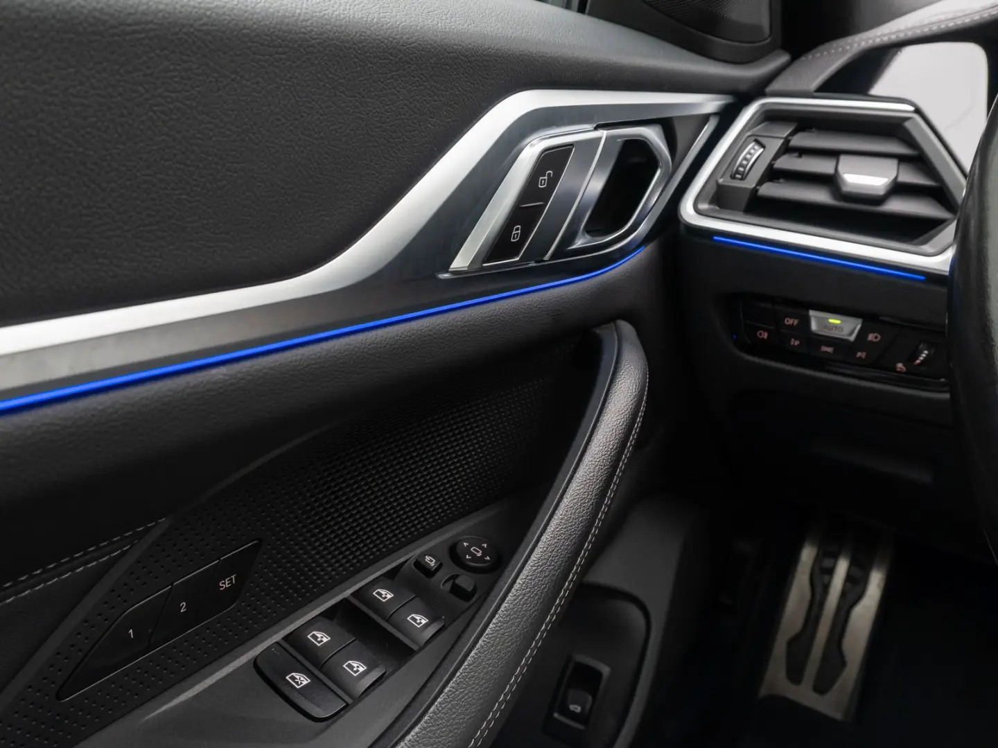 BMW M440i xD GC Glasdach 360°Laser HUD HiFi ACC LEASING