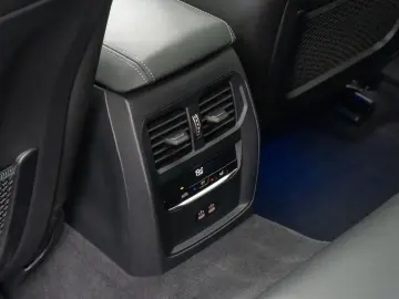 BMW M440i xD GC Glasdach 360°Laser HUD HiFi ACC LEASING