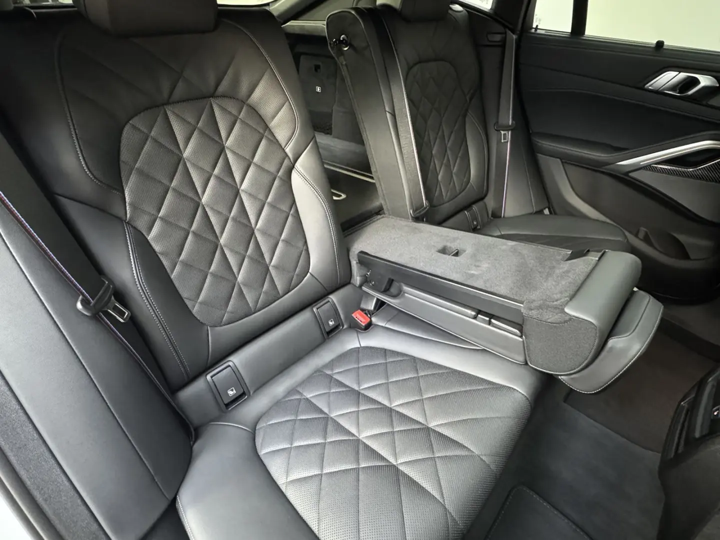 BMW X6 xDrive40d M Sport Pro Pano LEASING
