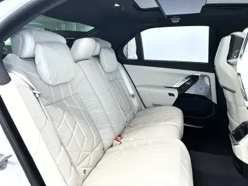 BMW 760 M760 e xDrive °Opțiune completă°