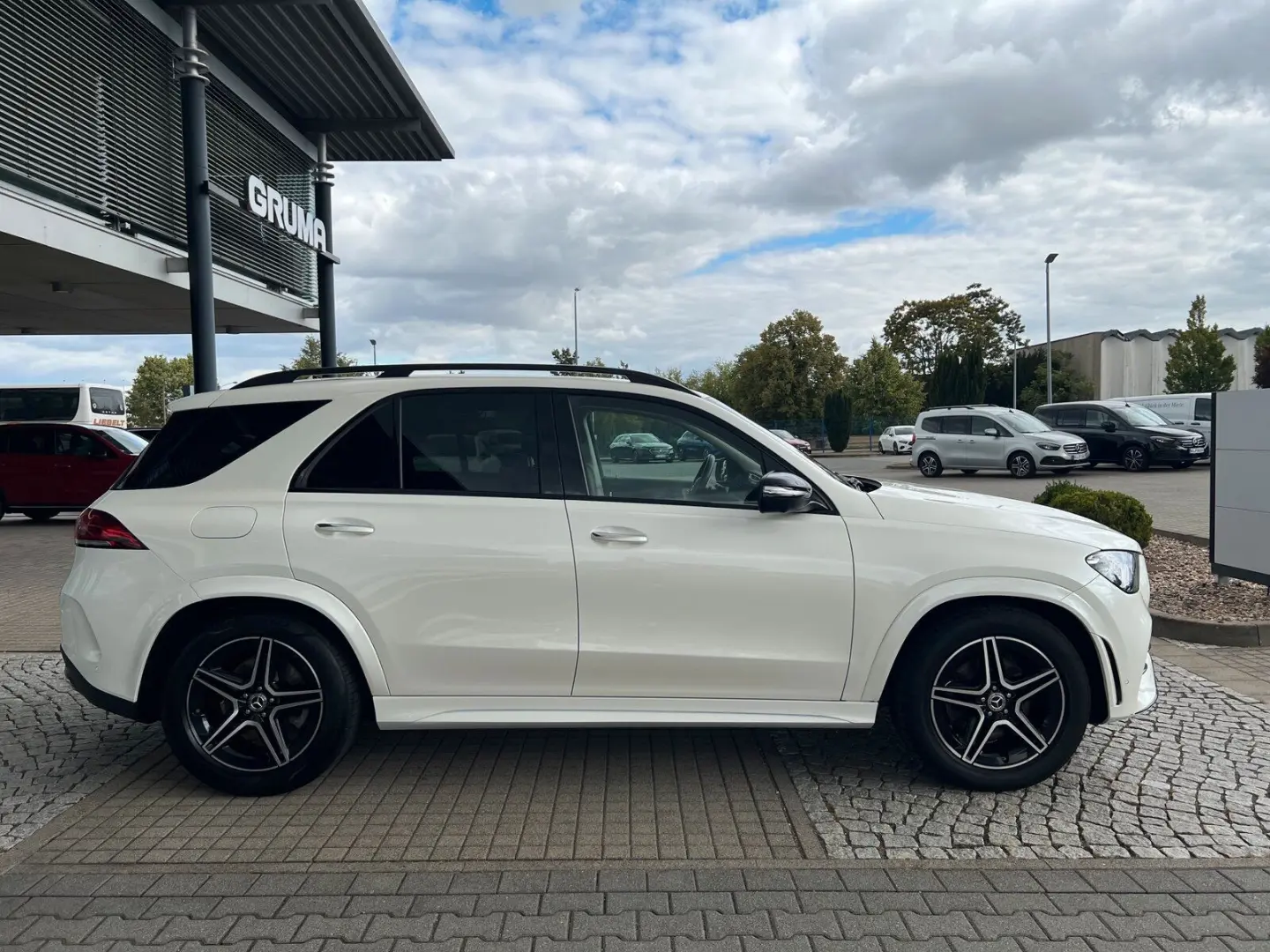 MERCEDES BENZ GLE 400 d 4M AMG+Distr+Burm+HUD+LEASING