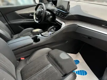 5008 GT/7-Sitzer/LED/360°/ACC/Massage/Alcantara