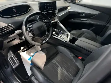 5008 GT/7-Sitzer/LED/360°/ACC/Massage/Alcantara