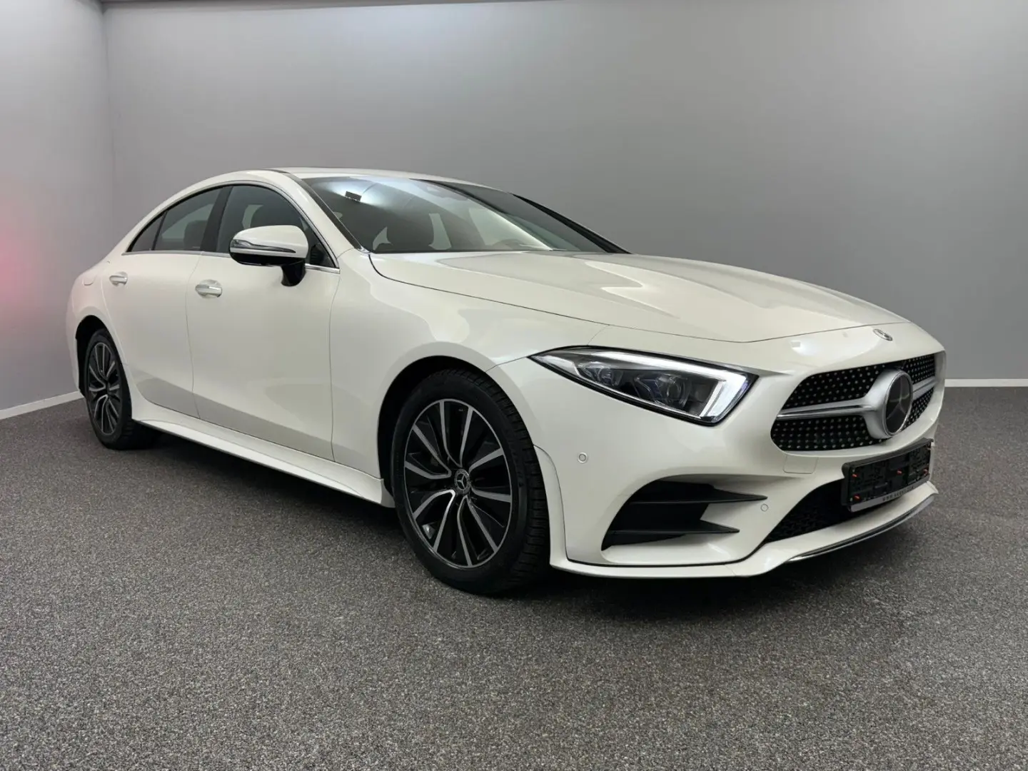CLS 400 d 4M AMG-LINE*STD-HZ*DISTR*MBEAM*MY2021
