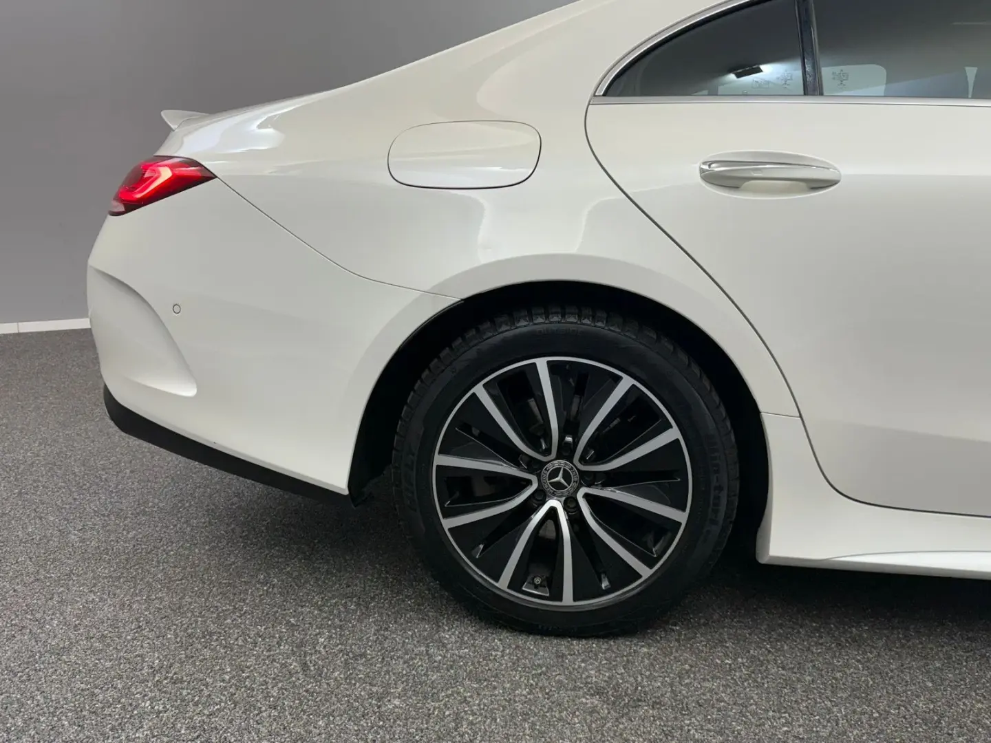 CLS 400 d 4M AMG-LINE*STD-HZ*DISTR*MBEAM*MY2021