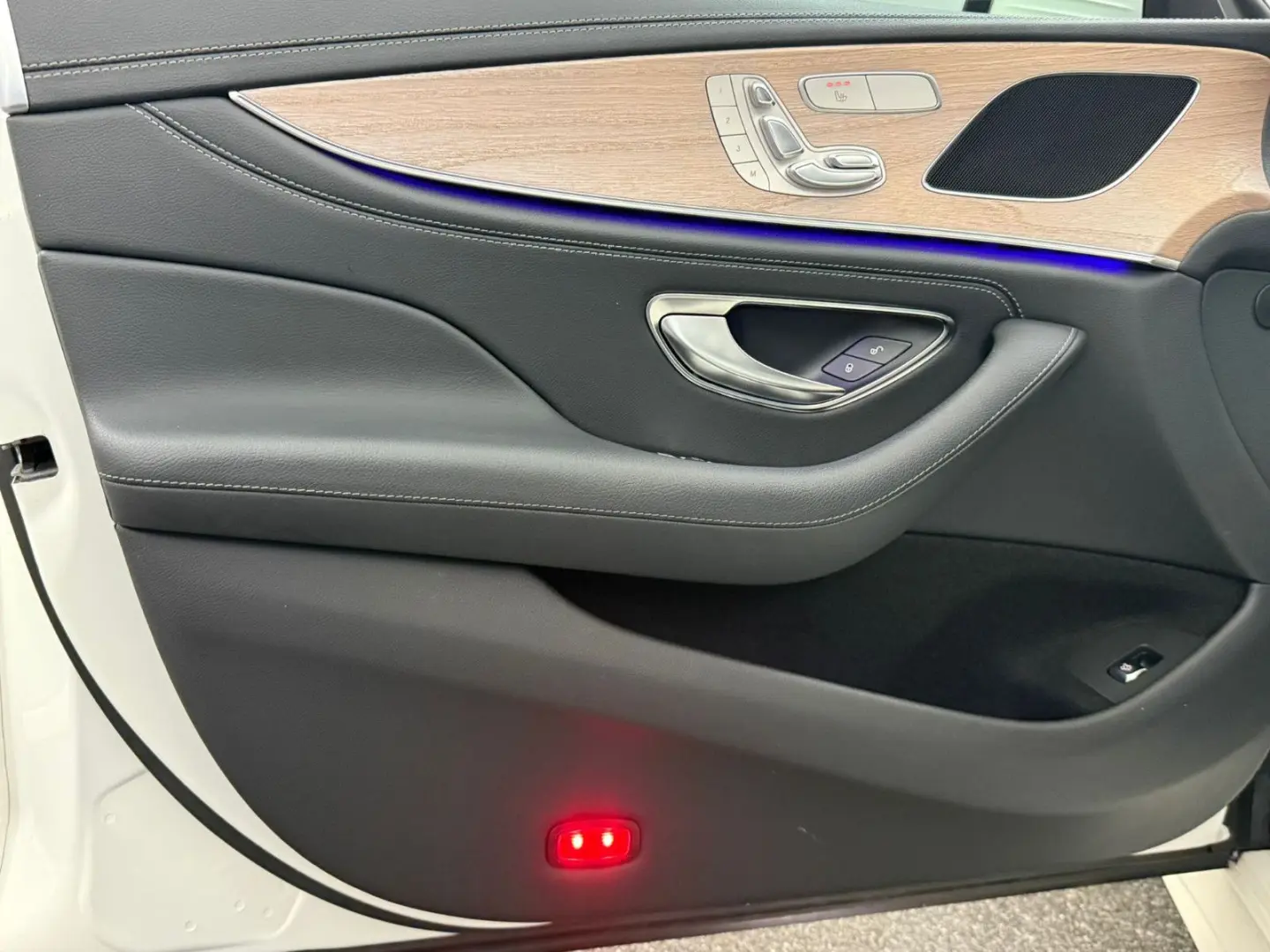 CLS 400 d 4M AMG-LINE*STD-HZ*DISTR*MBEAM*MY2021