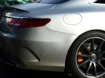 Mercedes-Benz Clasa S 63 V8 AMG 4Matic Coupe