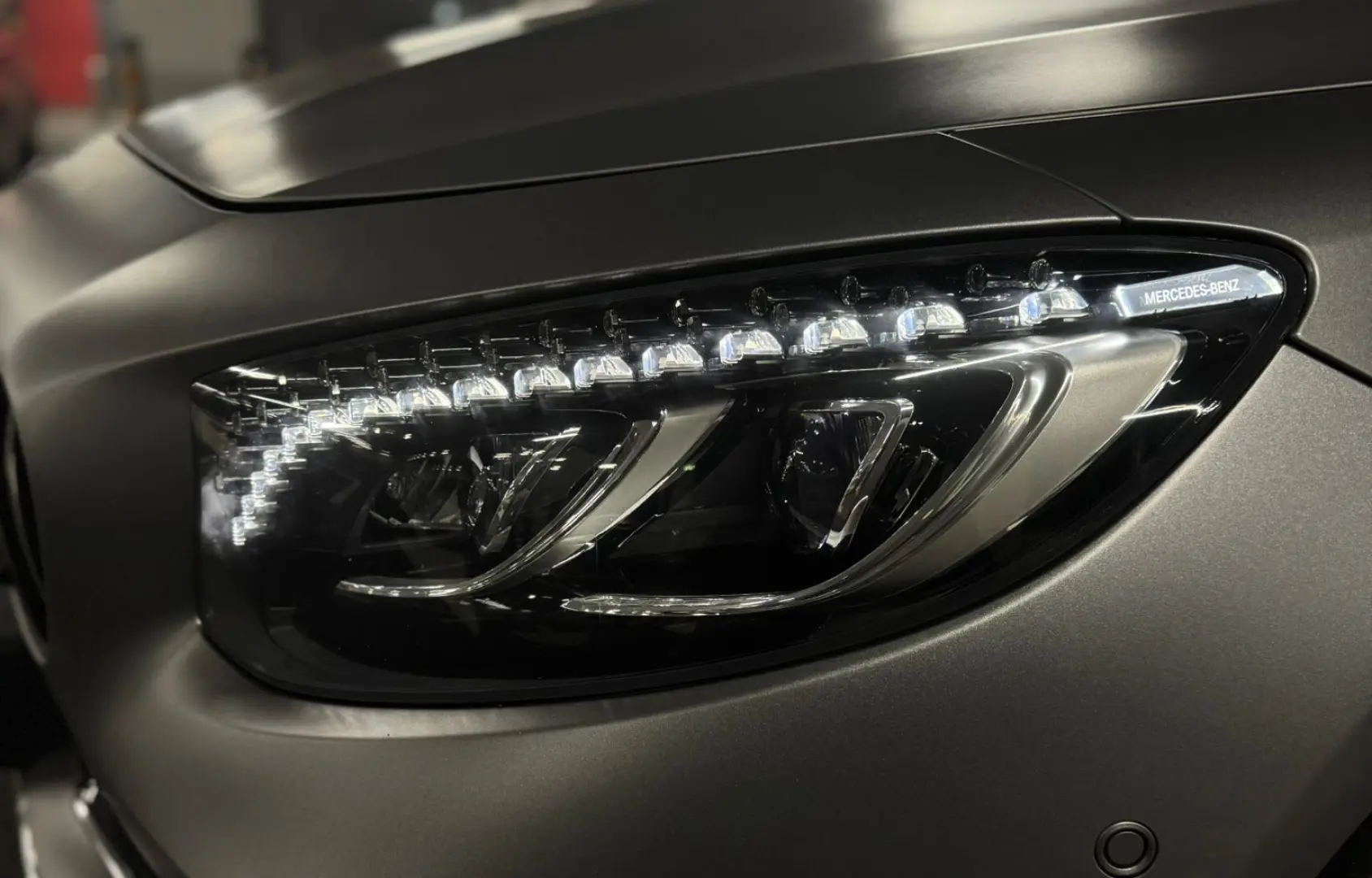 Mercedes-Benz Clasa S 63 V8 AMG 4Matic Coupe