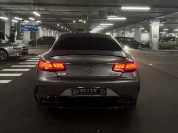 Mercedes-Benz Clasa S 63 V8 AMG 4Matic Coupe