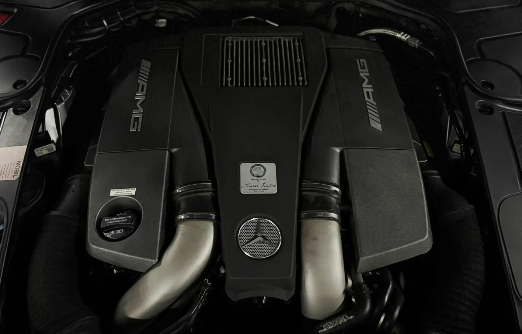 Mercedes-Benz Clasa S 63 V8 AMG 4Matic Coupe
