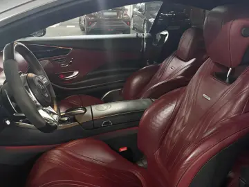 Mercedes-Benz Clasa S 63 V8 AMG 4Matic Coupe