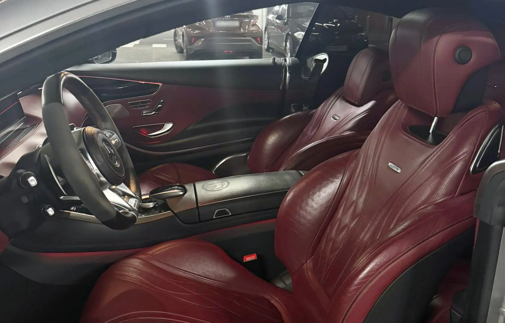Mercedes-Benz Clasa S 63 V8 AMG 4Matic Coupe