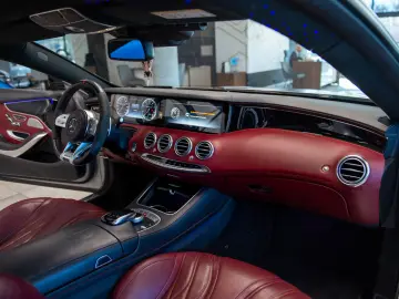 Mercedes-Benz Clasa S 63 V8 AMG 4Matic Coupe