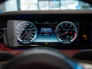 Mercedes-Benz Clasa S 63 V8 AMG 4Matic Coupe