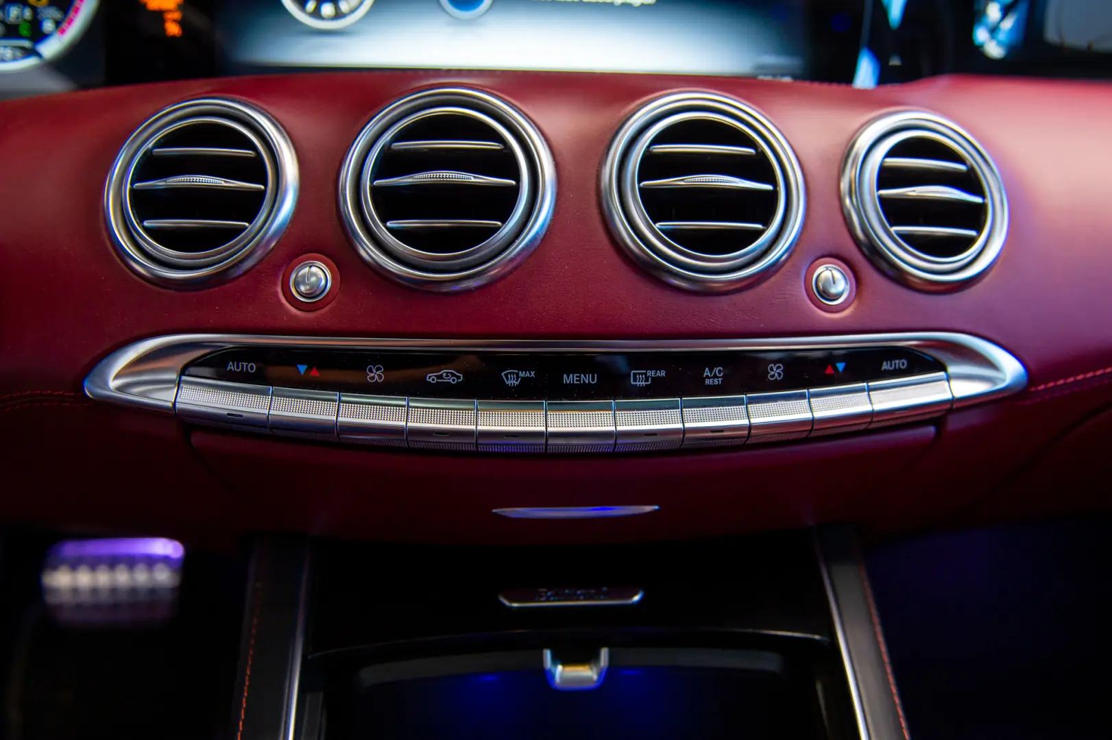 Mercedes-Benz Clasa S 63 V8 AMG 4Matic Coupe