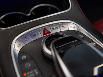 Mercedes-Benz Clasa S 63 V8 AMG 4Matic Coupe