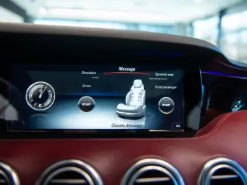 Mercedes-Benz Clasa S 63 V8 AMG 4Matic Coupe