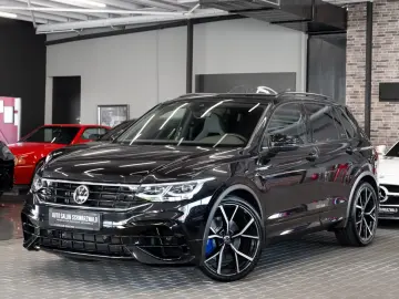 Tiguan R 4Motion AKRAPOVIC-AGA R-SITZE AHK H&R
