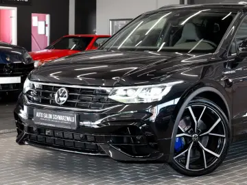 Tiguan R 4Motion| AKRAPOVIC-AGA|R-SITZE|AHK|H&R