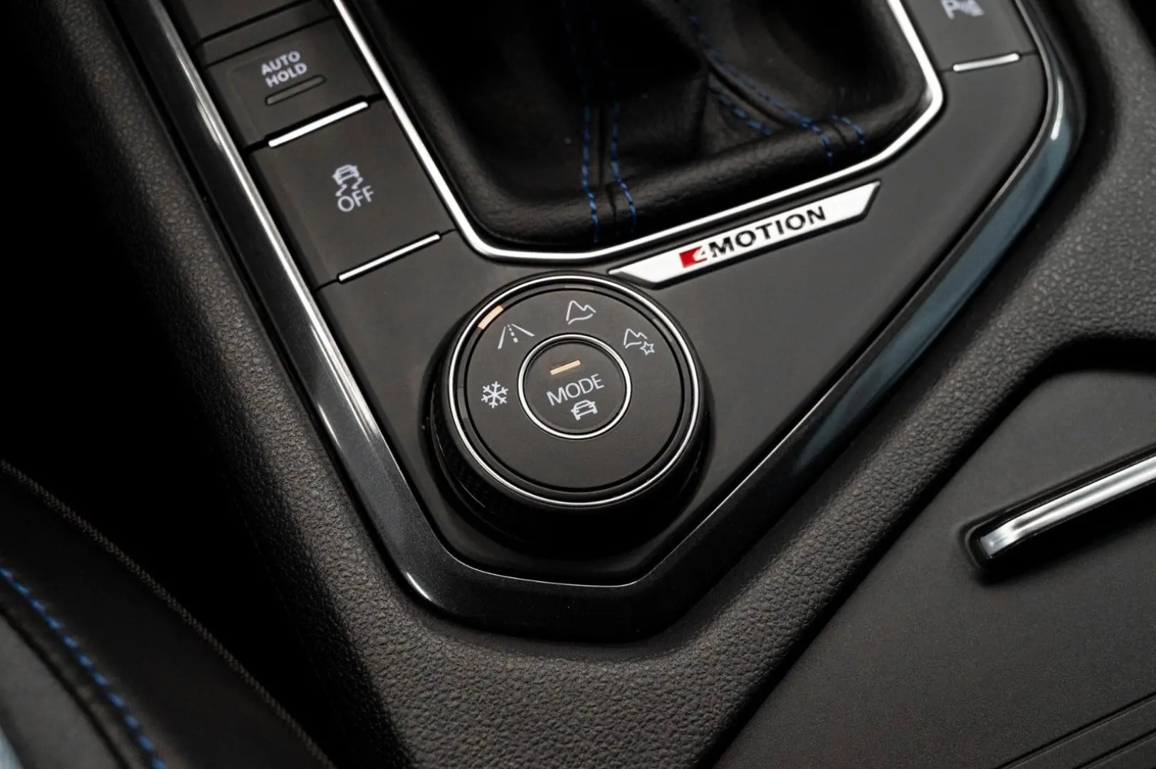 Tiguan R 4Motion| AKRAPOVIC-AGA|R-SITZE|AHK|H&R