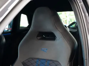Tiguan R 4Motion| AKRAPOVIC-AGA|R-SITZE|AHK|H&R