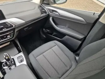 X4  xDrive30i*HUD*AHK*Standheiz*Harmann K.*R-Cam