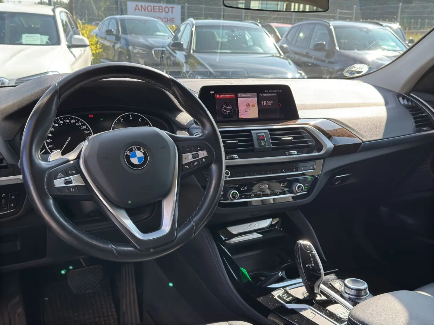 X4 xDrive20i Advantage Navi SH Lordosenstütze