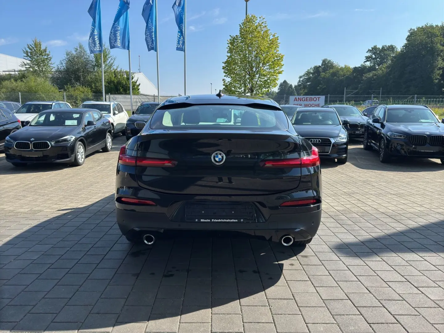 X4 xDrive20i Advantage Navi SH Lordosenstütze