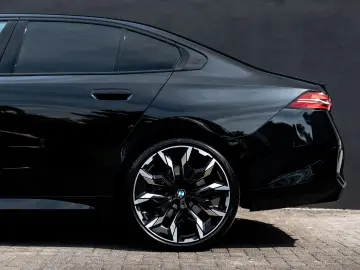 520 d xDrive M Sport VOLL 1 HAND
