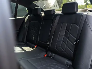 520 d xDrive M Sport VOLL 1 HAND