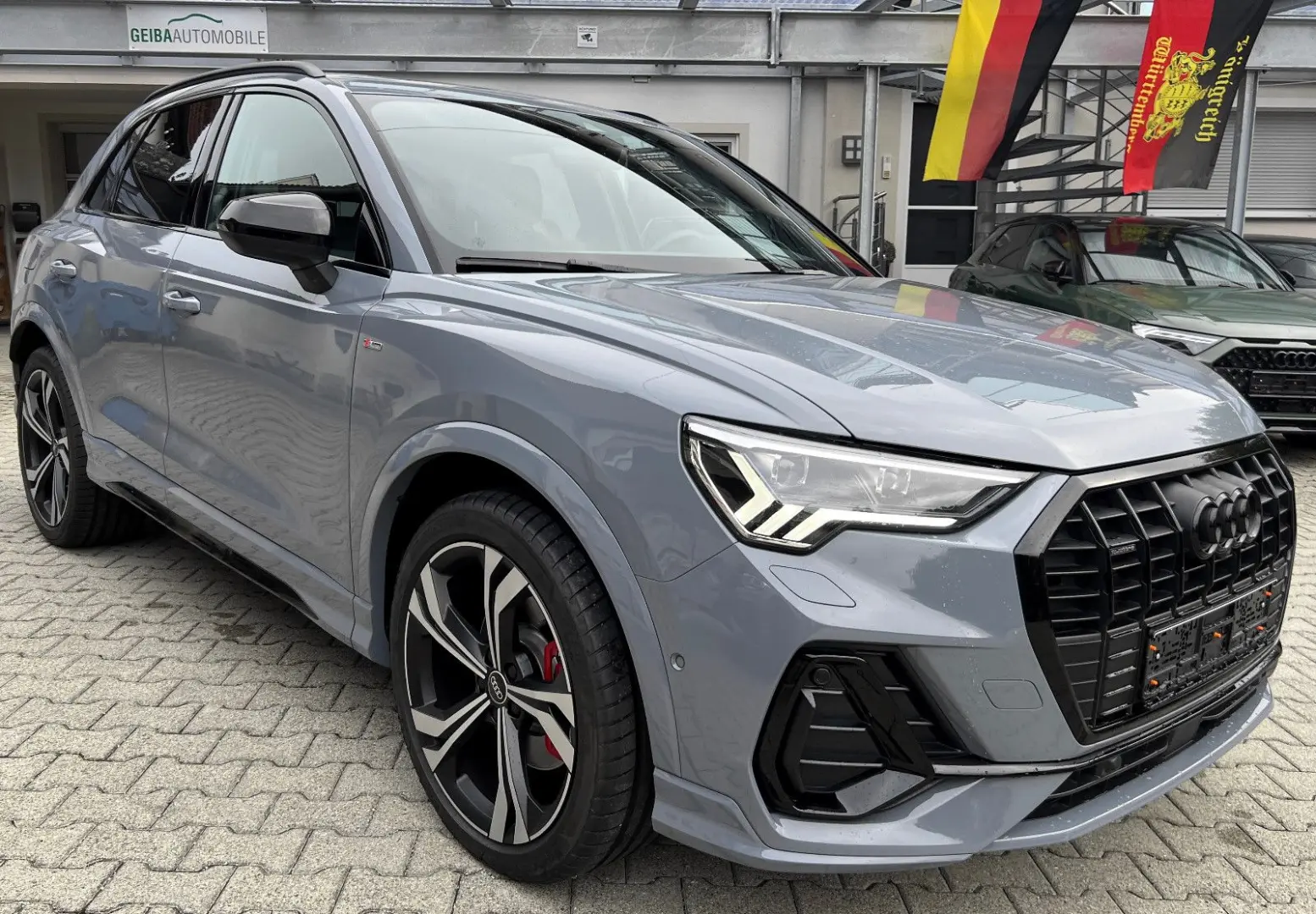 Q3 40 TFSI quattro S line, PORSCHE ARKTIKGRAU