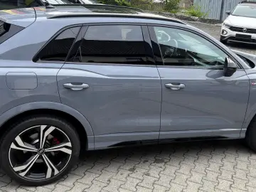 Q3 40 TFSI quattro S line, PORSCHE ARKTIKGRAU