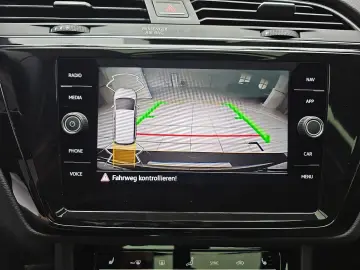 TOURAN 1.5 TSI DSG HIGHLINE R-LINE NAVI LED ACC 