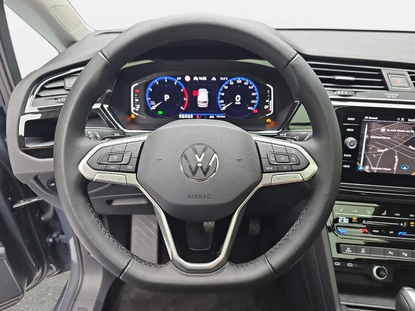 TOURAN 1.5 TSI DSG HIGHLINE R-LINE NAVI LED ACC 