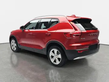 XC40 T2 2WD AUTO. CORE NAVI LED EL.HECKKL. PDC K