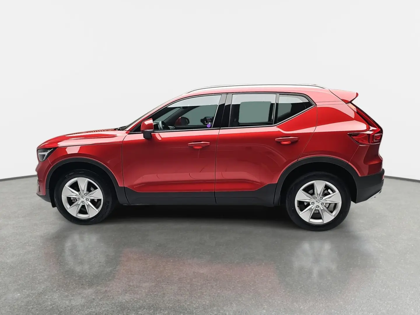 XC40 T2 2WD AUTO. CORE NAVI LED EL.HECKKL. PDC K