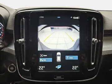 XC40 T2 2WD AUTO. CORE NAVI LED EL.HECKKL. PDC K