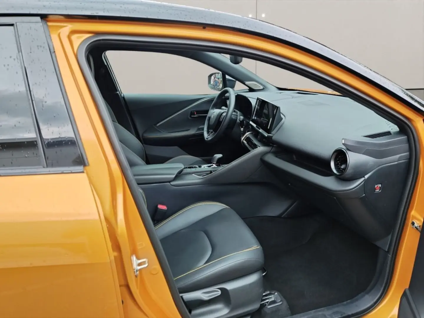 C-HR 2.0 Hybrid Lounge Premiere 15 Jahre Garanti