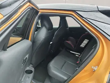 C-HR 2.0 Hybrid Lounge Premiere 15 Jahre Garanti