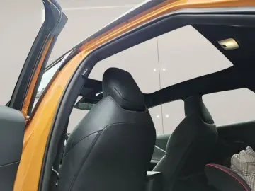 C-HR 2.0 Hybrid Lounge Premiere 15 Jahre Garanti