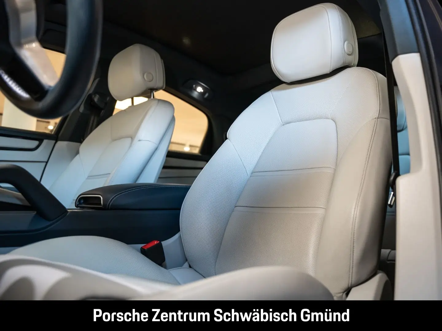 Cayenne E-Hybrid Coupe Panoramadach Luftfederung