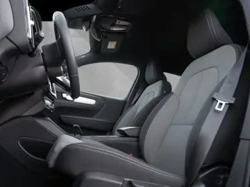 XC 40 B3 2WD Core (EURO 6d)