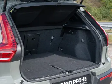 XC 40 B3 2WD Core (EURO 6d)