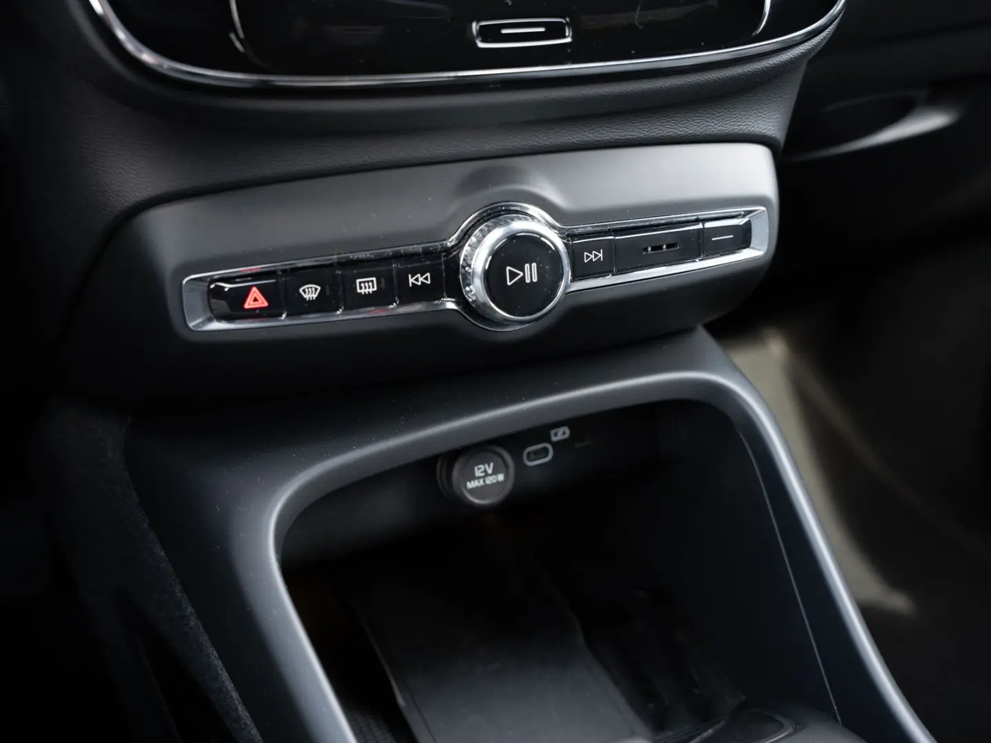 XC 40 B3 2WD Core (EURO 6d)