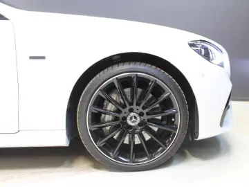 E 450 4M CP *AMG Night Edition Pano Distro Wide