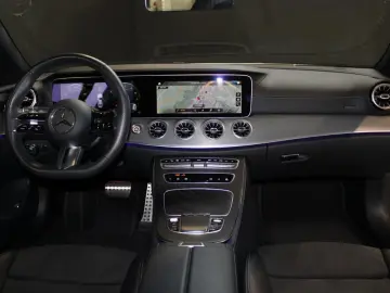 E 450 4M CP *AMG Night Edition Pano Distro Wide