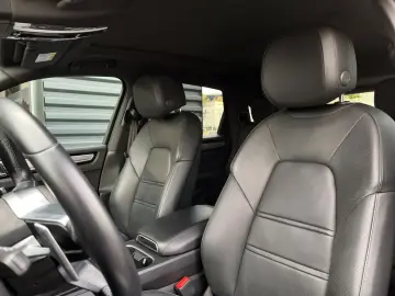 Cayenne E-Hybrid 22